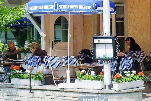 & Restaurant Bahnhof Hotel 2*